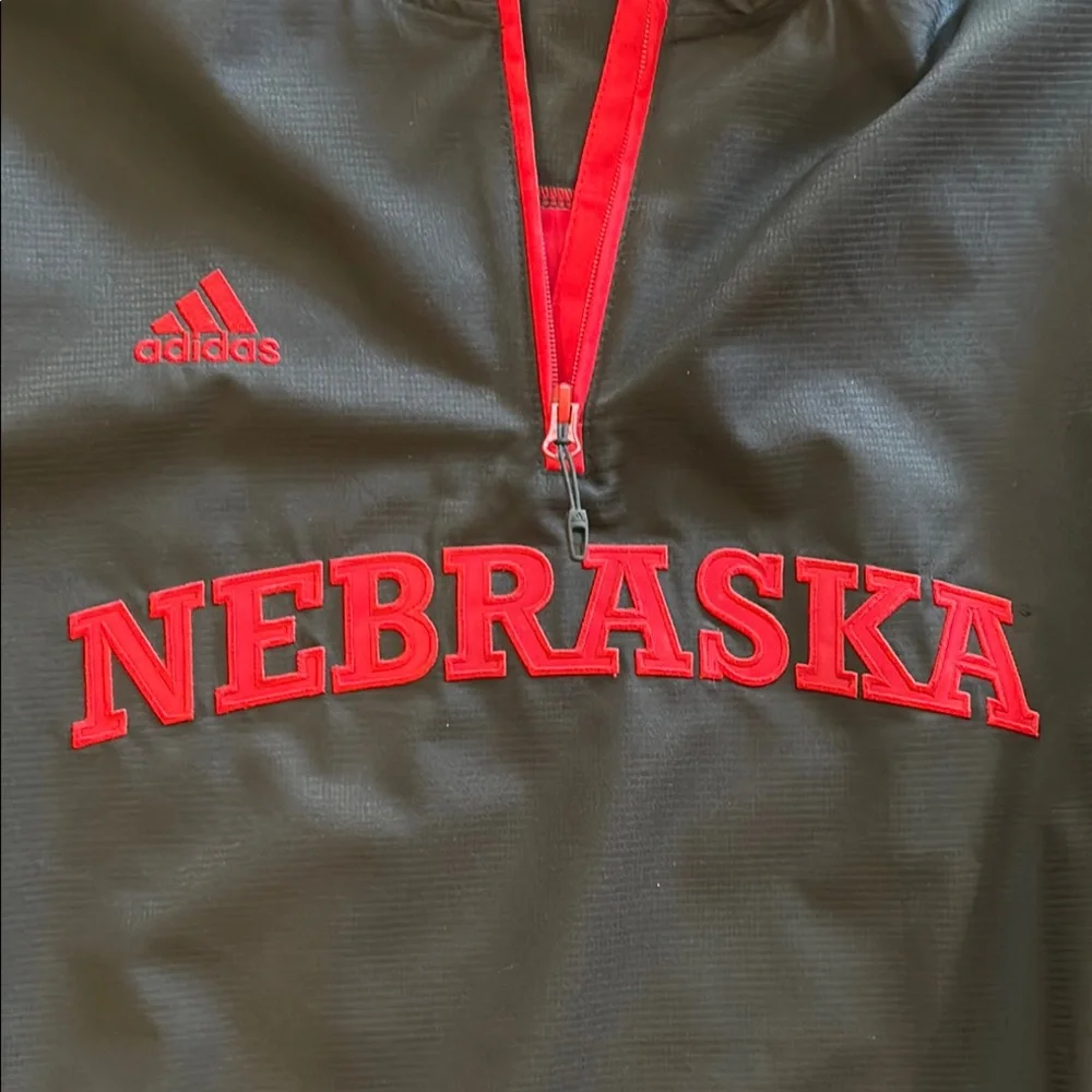 Vintage Adidas Climaproof 1/4 zip Nebraska Black pullover.Excellent condition. - Picture 4 of 7